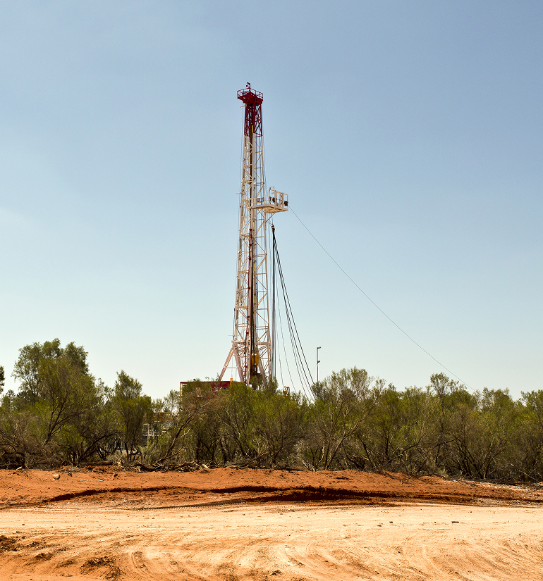 Land rig drilling a CO2 storage well in the New South Wales outback, Australia.